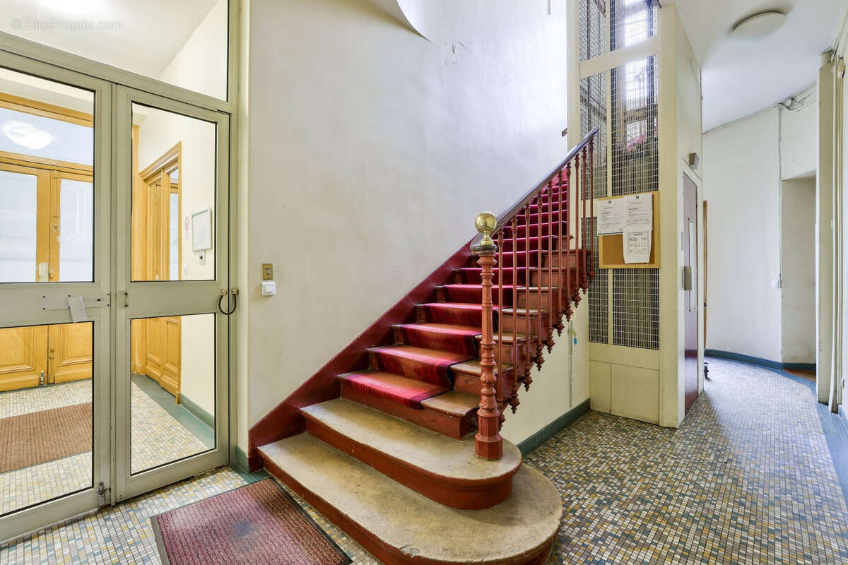 Appartement à PARIS-11E