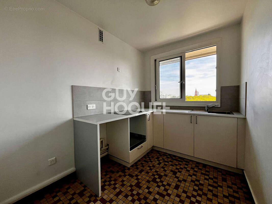 Vanves - quartier du plateau - appartement familial 4 pièces de 82,80 m² avec balcon, cave - résidence avec gardien - photo 6