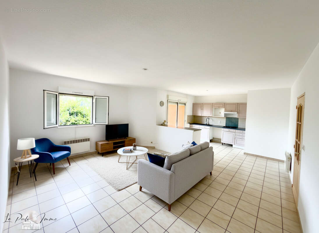 Appartement à NYONS