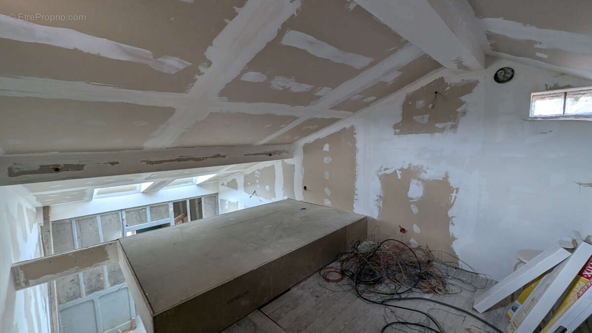 Appartement à ARS-SUR-MOSELLE