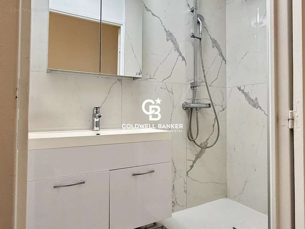 Appartement à ISSY-LES-MOULINEAUX