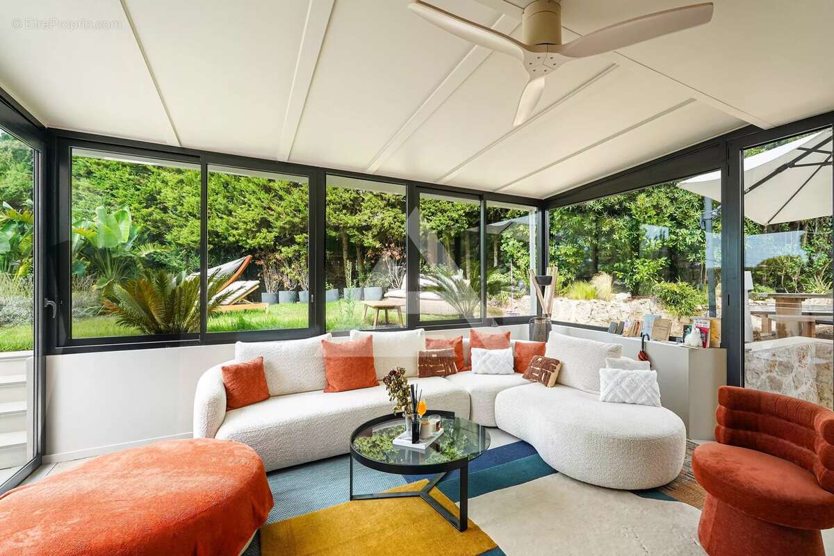 Roquebrune cap martin - 3 pieces - piscine et jardin privatif - cave et parking - photo 6