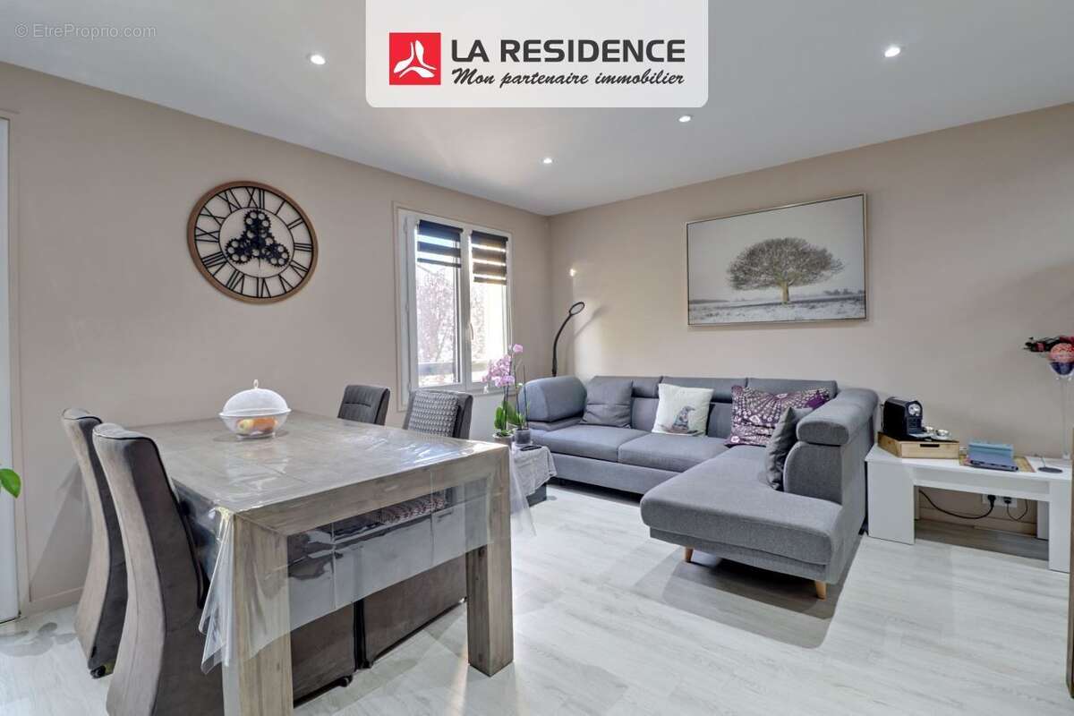 Maison 87 m² à Jouy-Le-Moutier  - photo 2