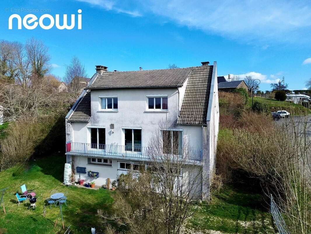 Maison à SAINT-ILLIDE