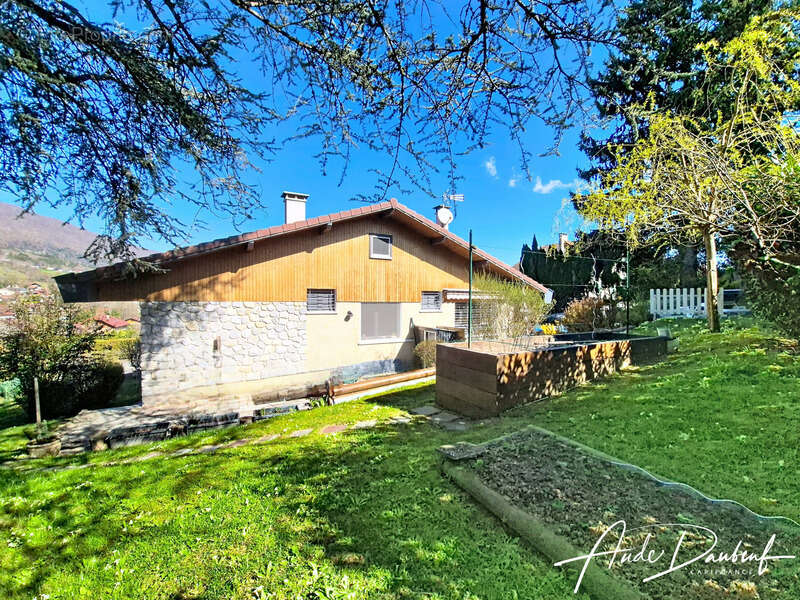 Maison à SAINT-JORIOZ