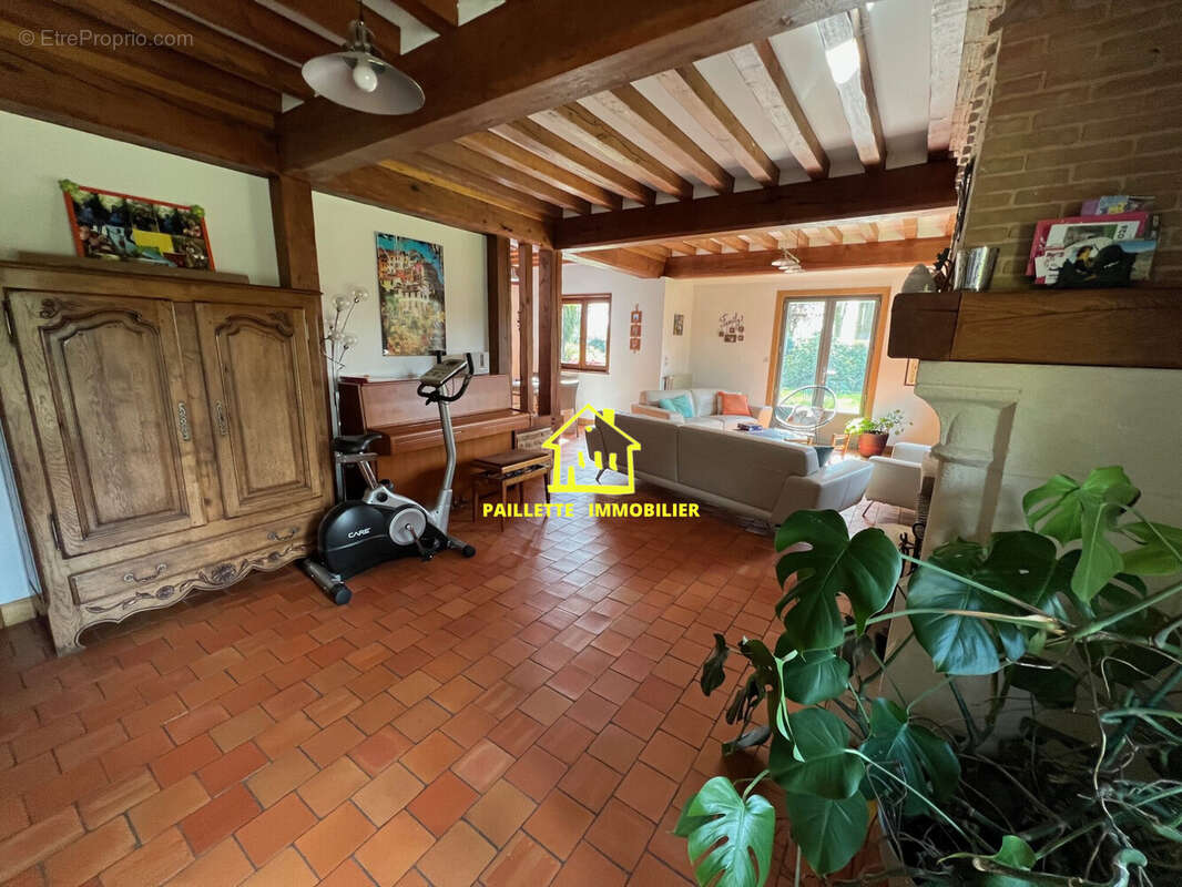 Maison à SAINT-ROMAIN-DE-COLBOSC