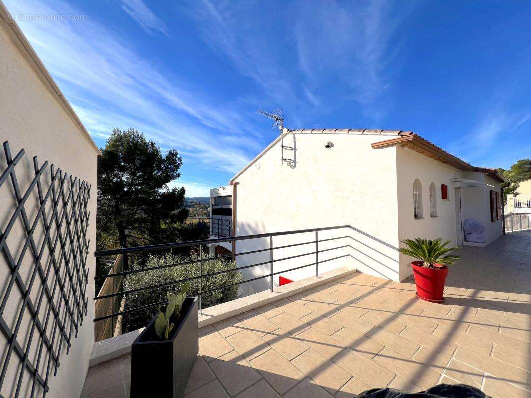 Maison à CARCES