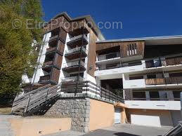 Appartement à PEONE