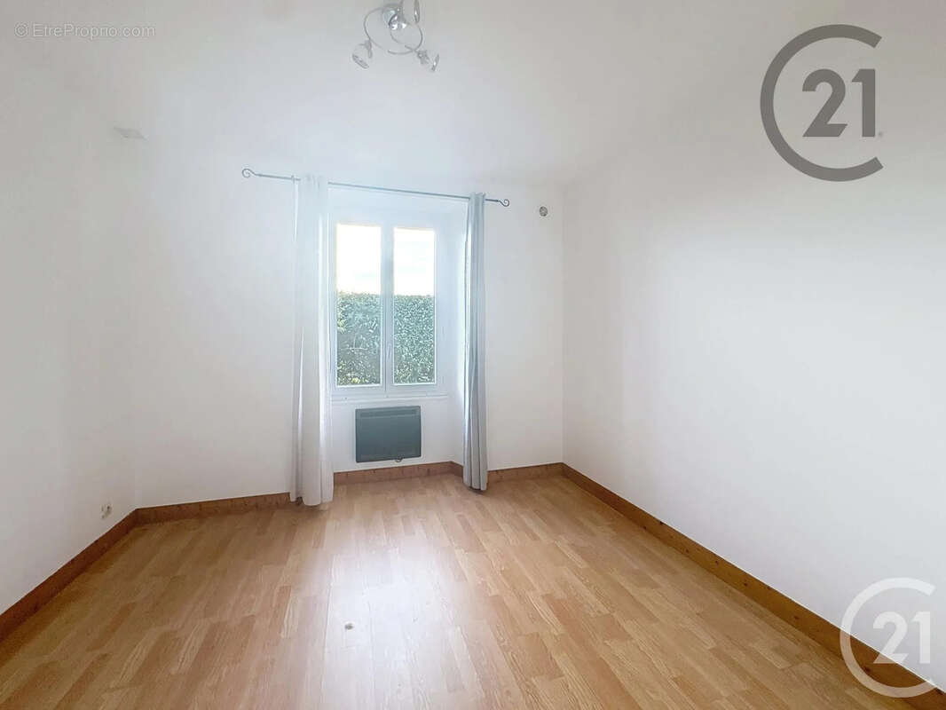 Maison à LES MARETS