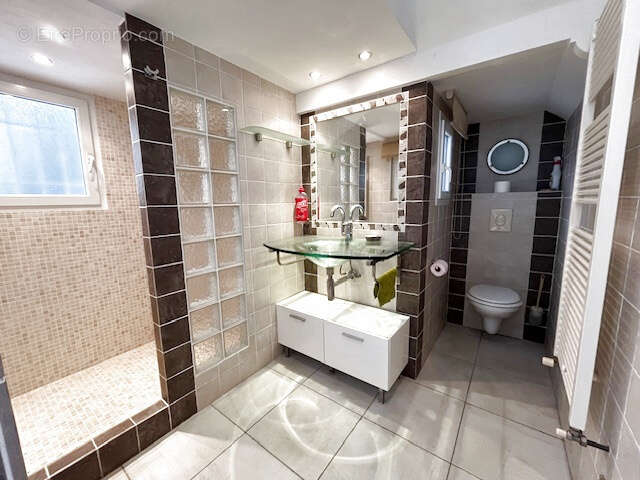 Appartement à MARSEILLE-13E