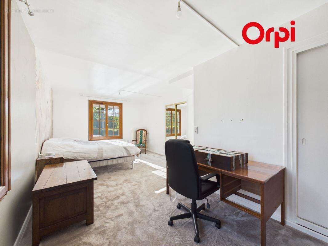 Maison 150 m², accès au centre-ville de Bernay à pied - photo 8