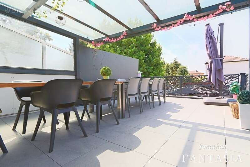 LA MAXE – Maison familiale de 230 m² au sol avec piscine chauffée et généreux espaces extérieurs - photo 35