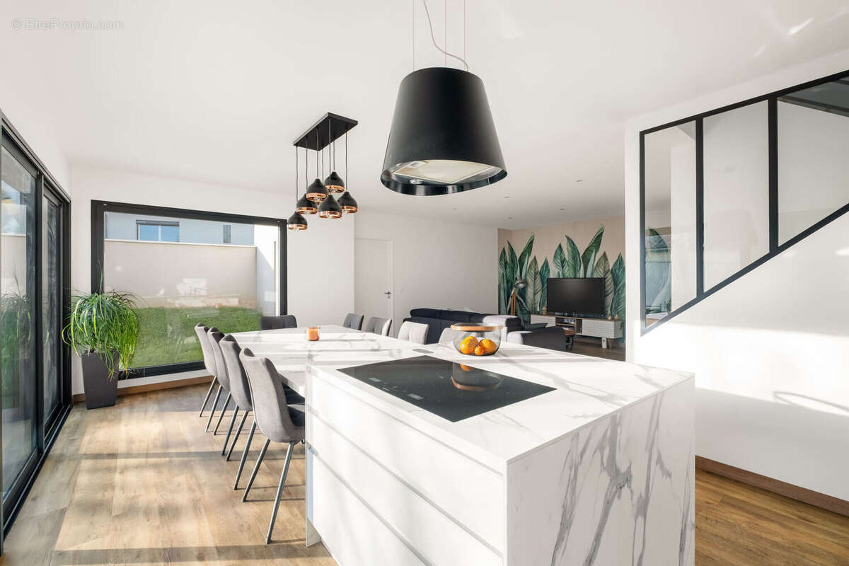 Photo 8 - Maison à SOLAIZE