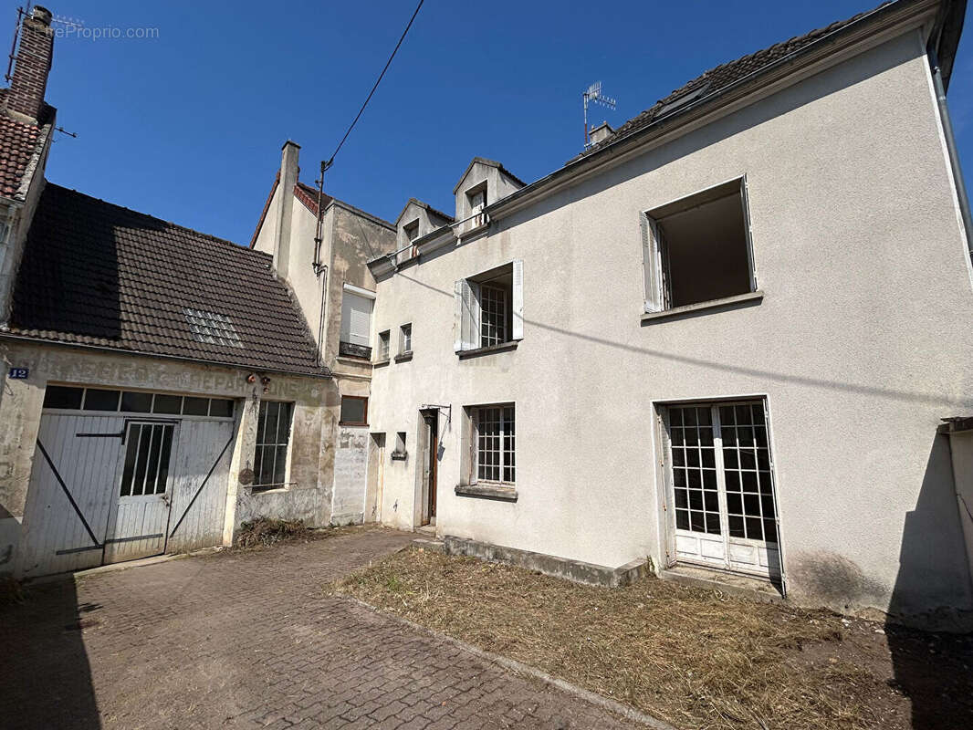 Maison à SAACY-SUR-MARNE