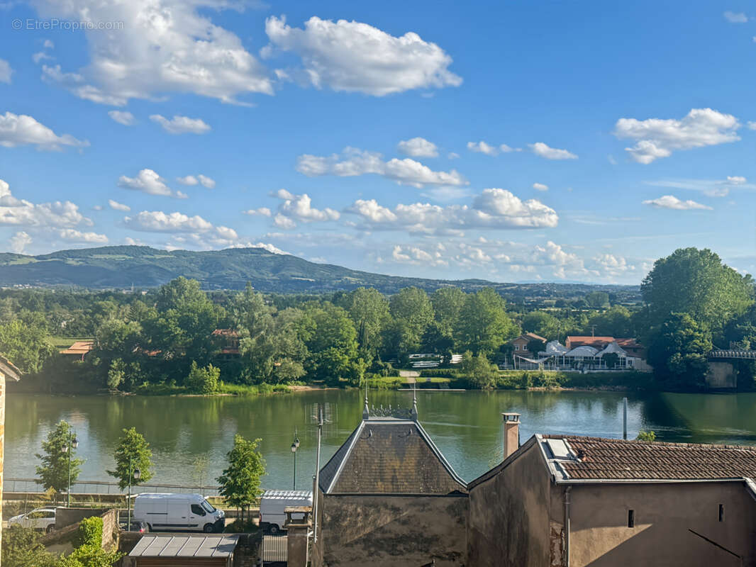 Appartement à TREVOUX