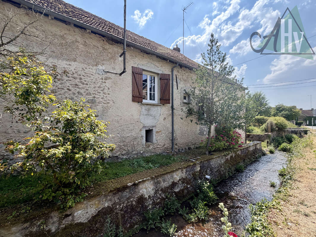 Maison à rénover - 95 m2 - Chalautre-la-Petite - photo 5