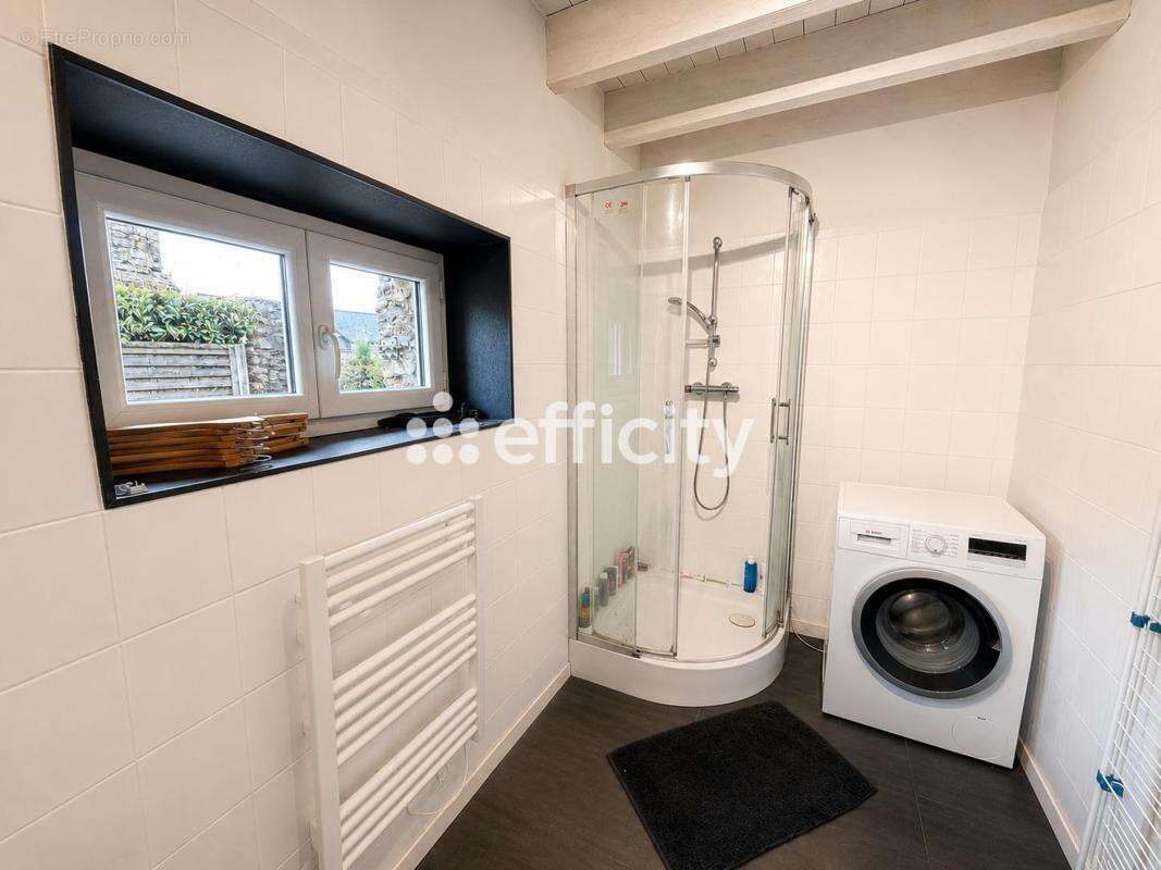 Maison 175 m² à Baulon  - photo 11