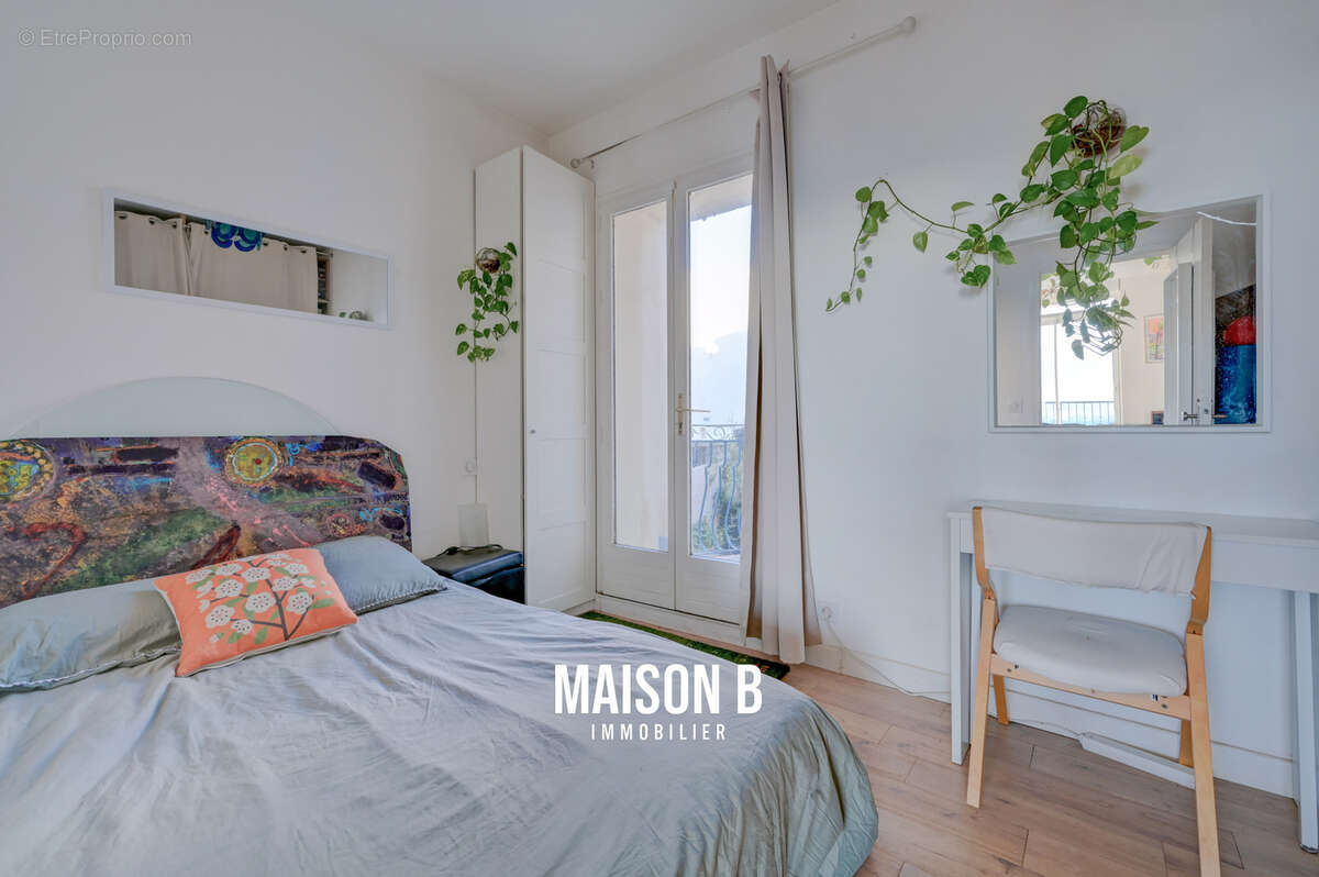 Appartement à MARSEILLE-7E