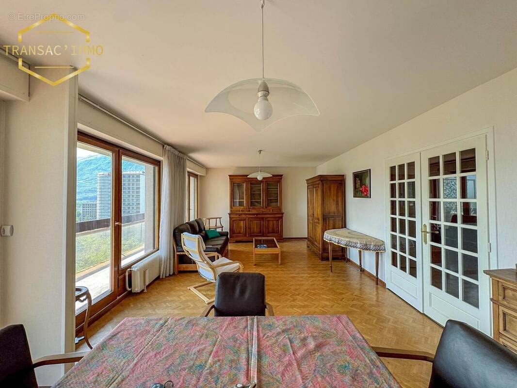 n°3 - Appartement à SAINT-EGREVE