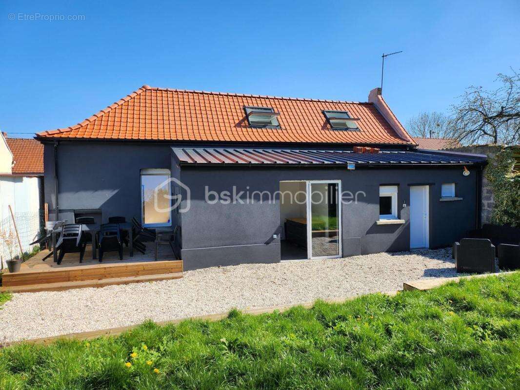 Maison à COURCELLES-LES-LENS