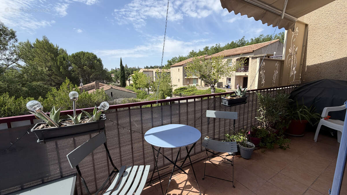 Appartement à GREOUX-LES-BAINS