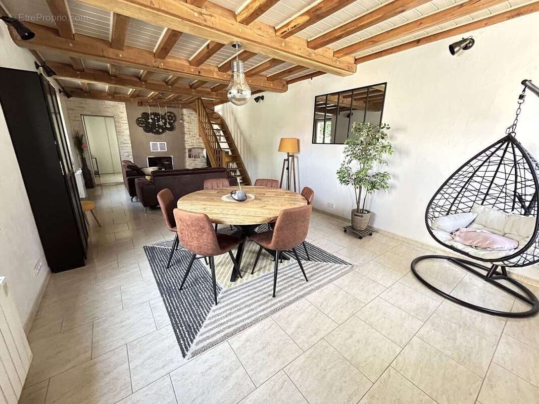 Maison 150 m² à Pluvet  - photo 5