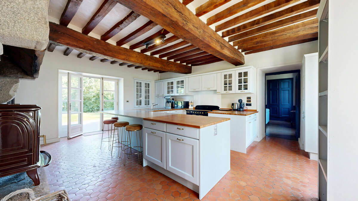 Maison à SAINT-DENIS-LE-GAST
