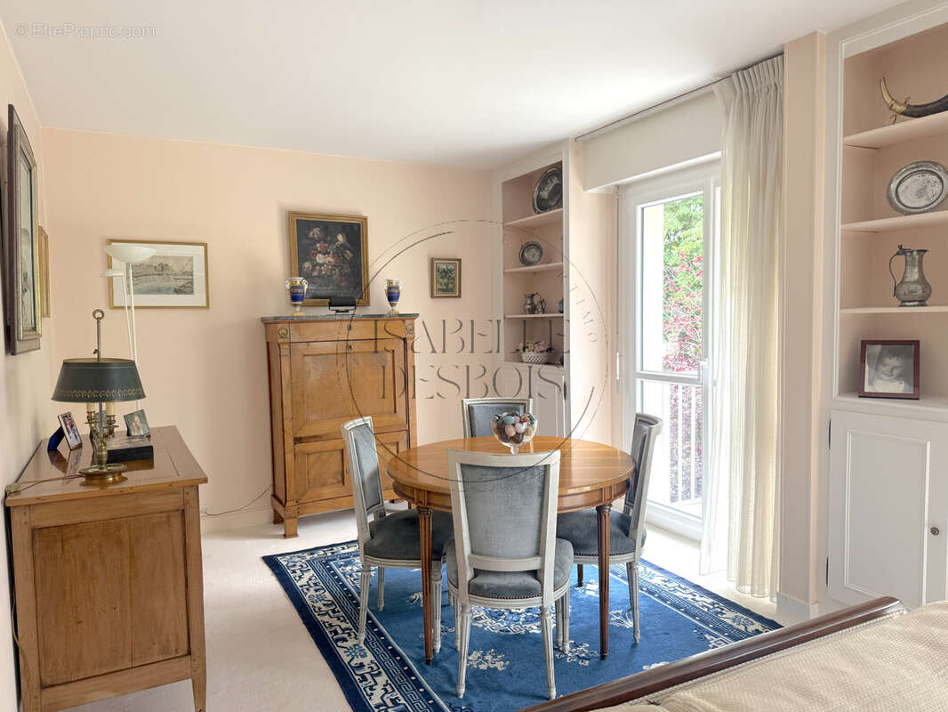 Appartement à CHAMBOURCY