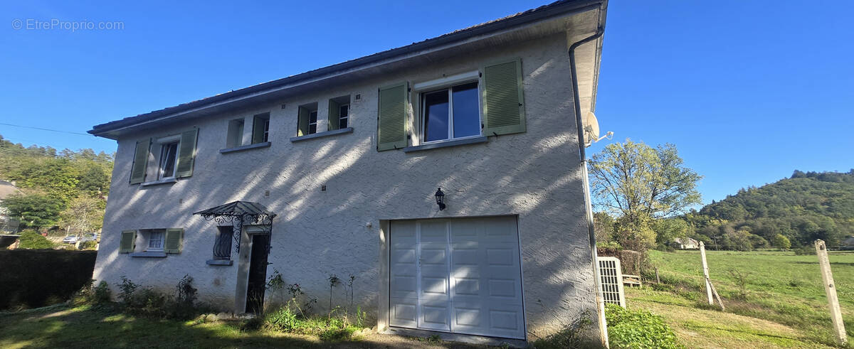 Maison à ARGENTAT
