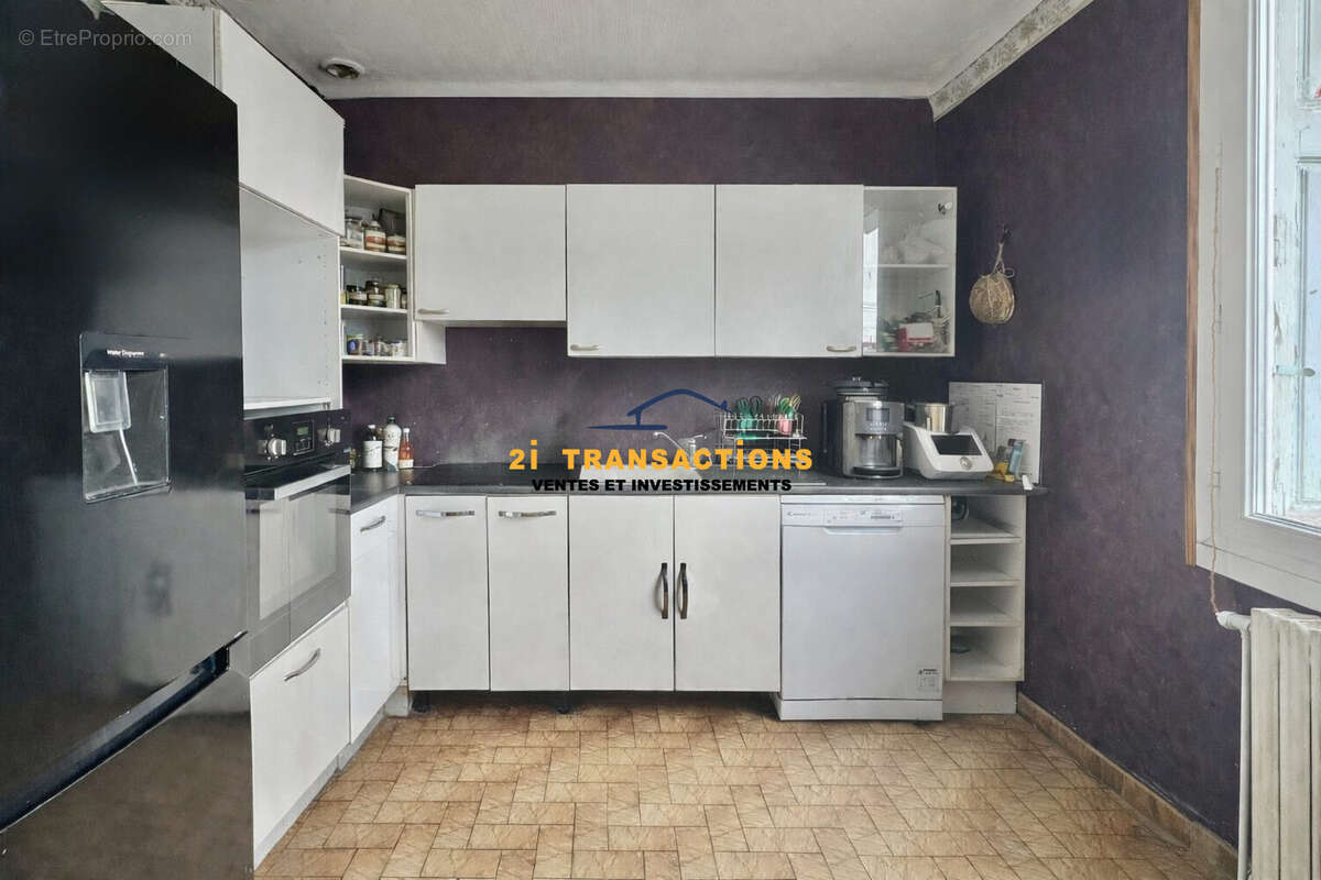 Maison à SAINT-CHRISTO-EN-JAREZ