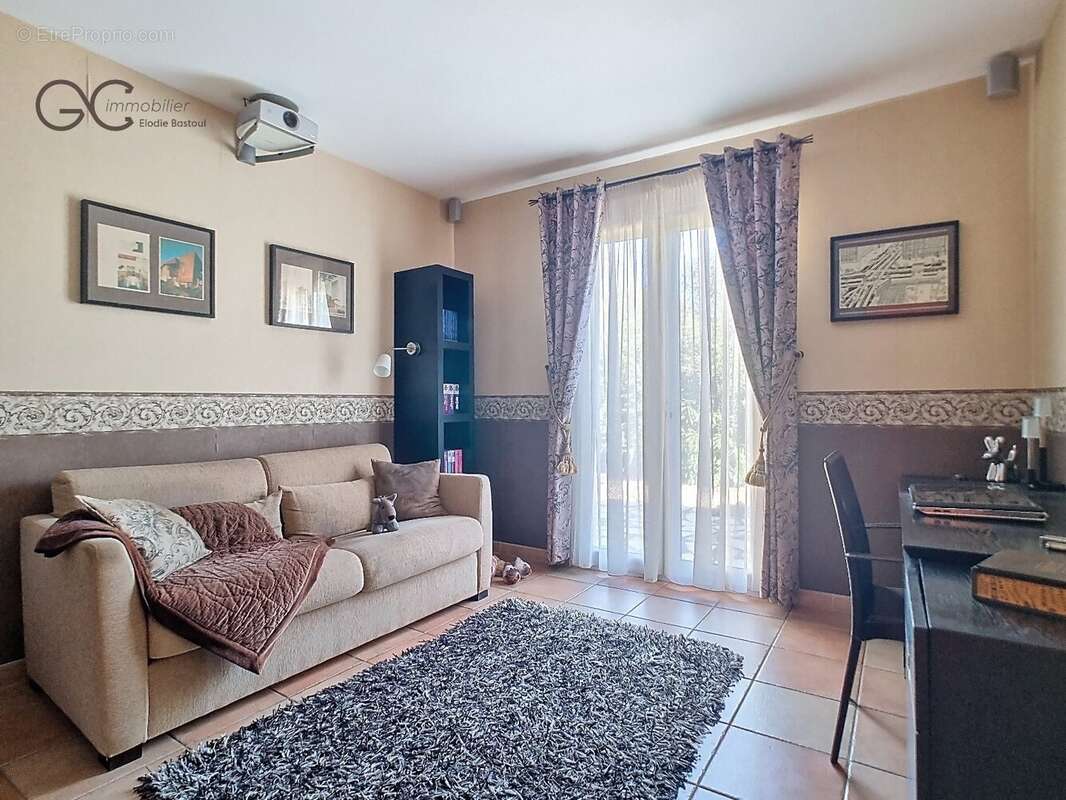 Maison à CESSENON-SUR-ORB