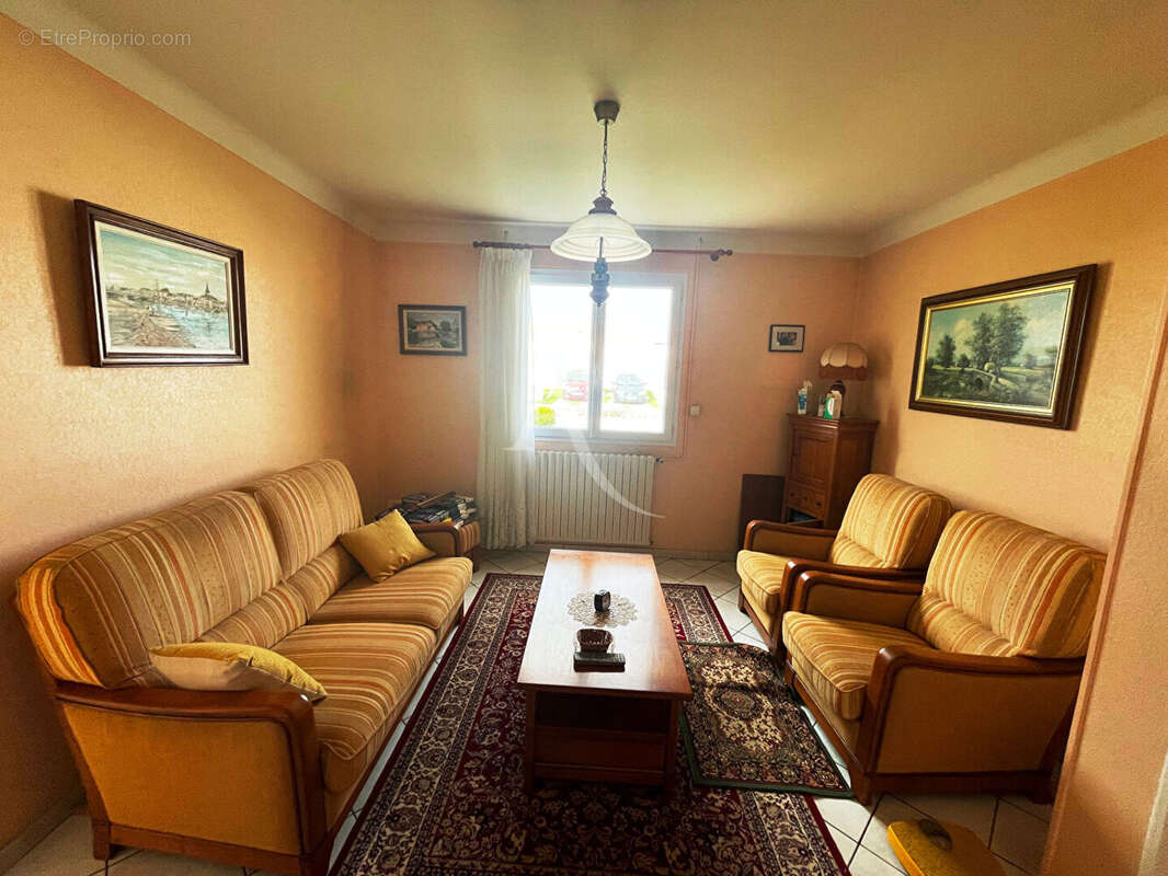 Maison à L&#039;AIGUILLON-SUR-VIE