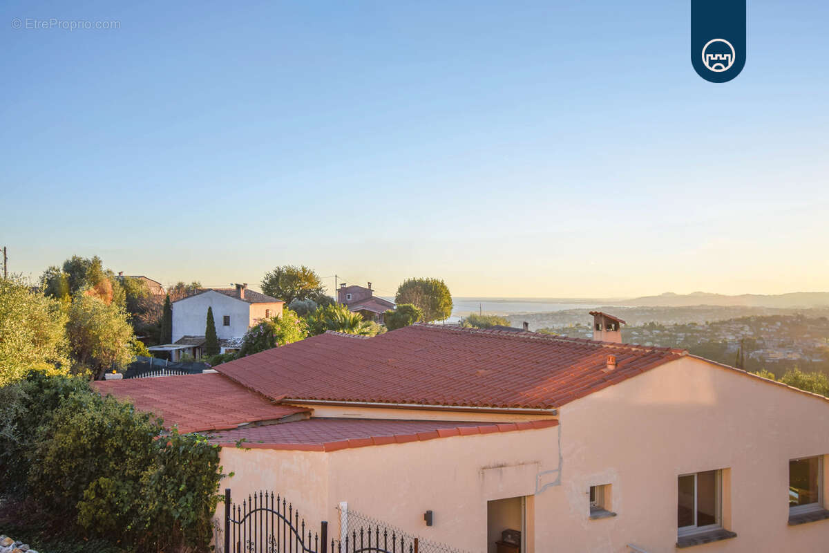 Maison à SAINT-ANDRE-DE-LA-ROCHE