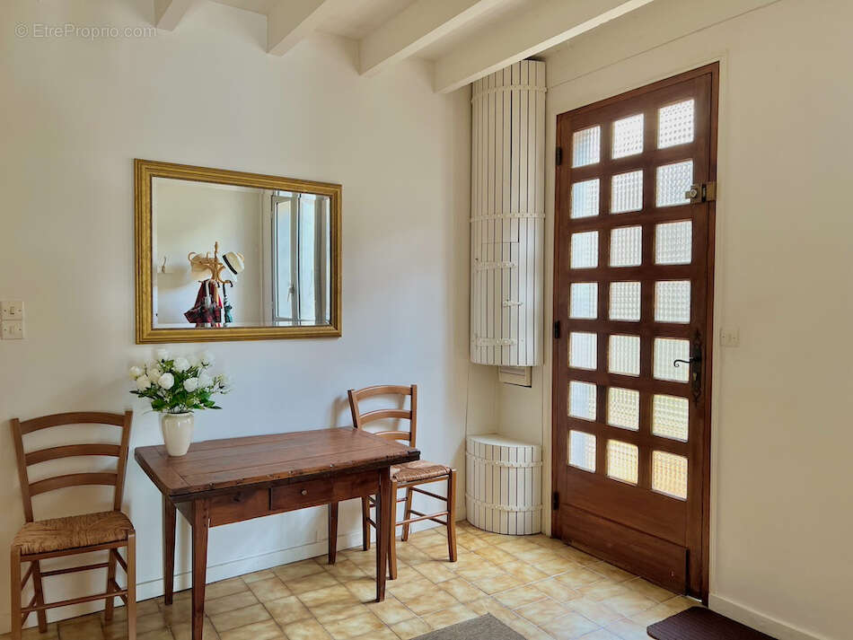 Maison à SAINT-EMILION