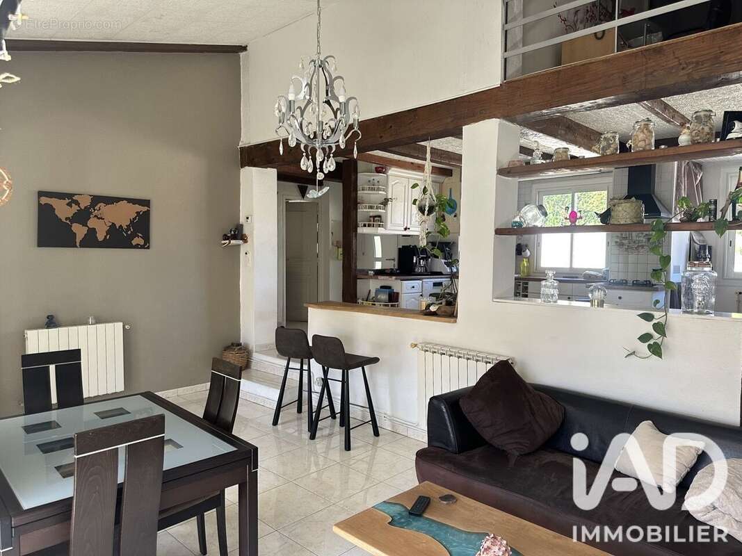Maison 115 m² à Septemes-Les-Vallons  - photo 5
