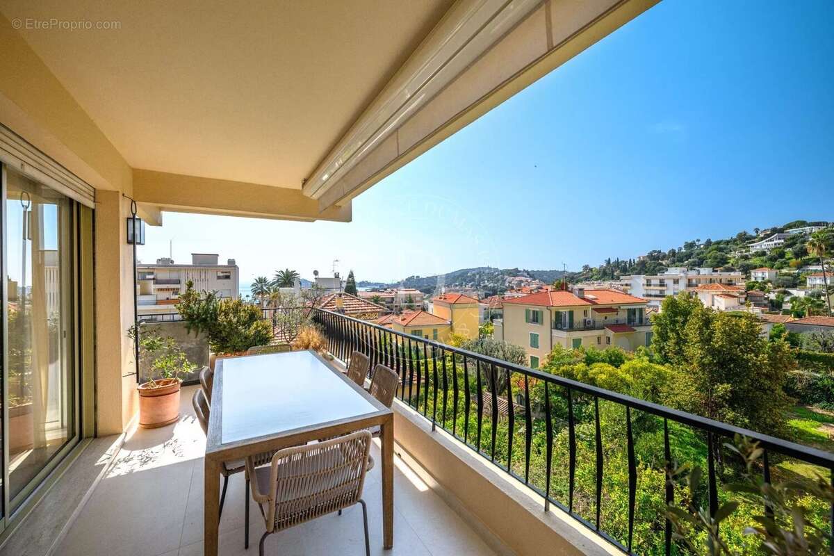 Appartement à BEAULIEU-SUR-MER