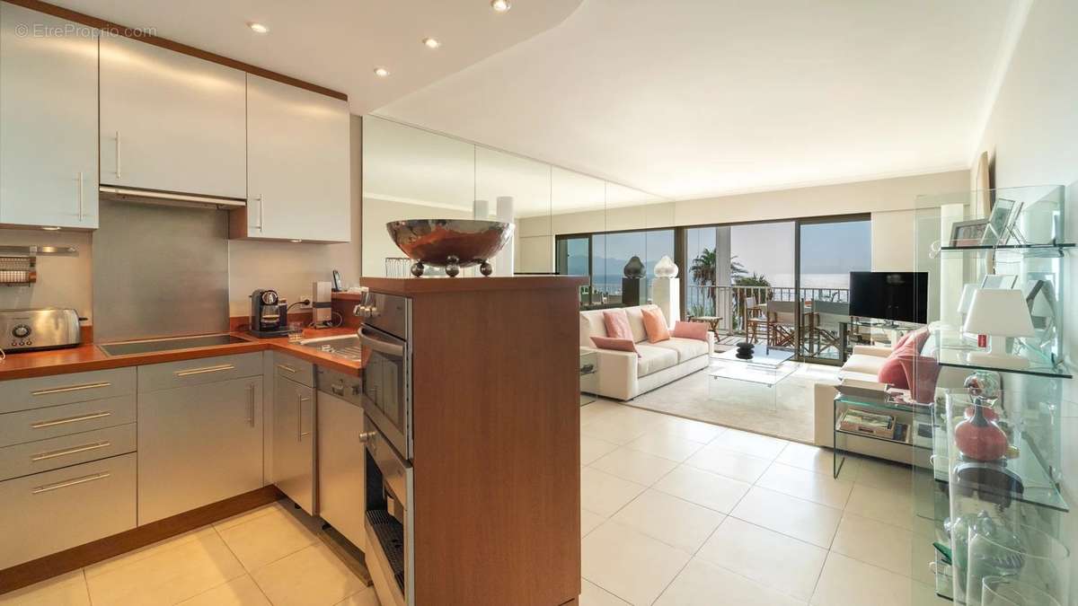 Appartement à CANNES