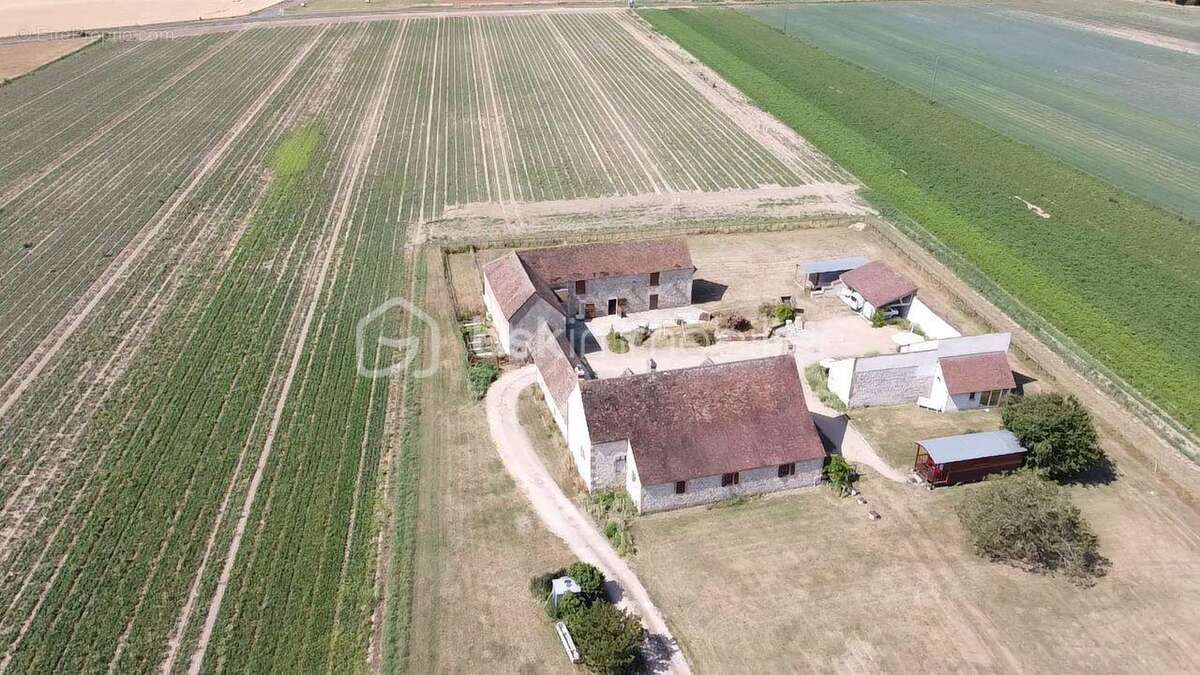 Propriété d'exception de 240m² 8 pièces - photo 30