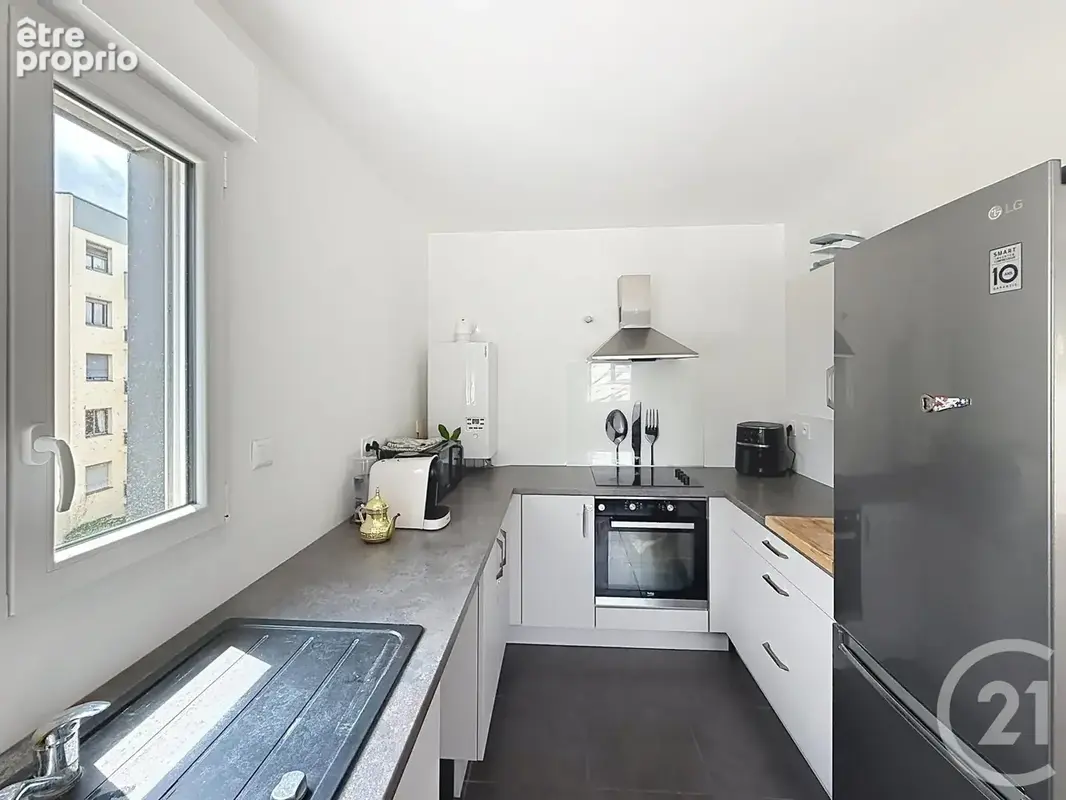 Appartement 5 pièces 97 m² à vendre à Chartres (28000) - photo 3