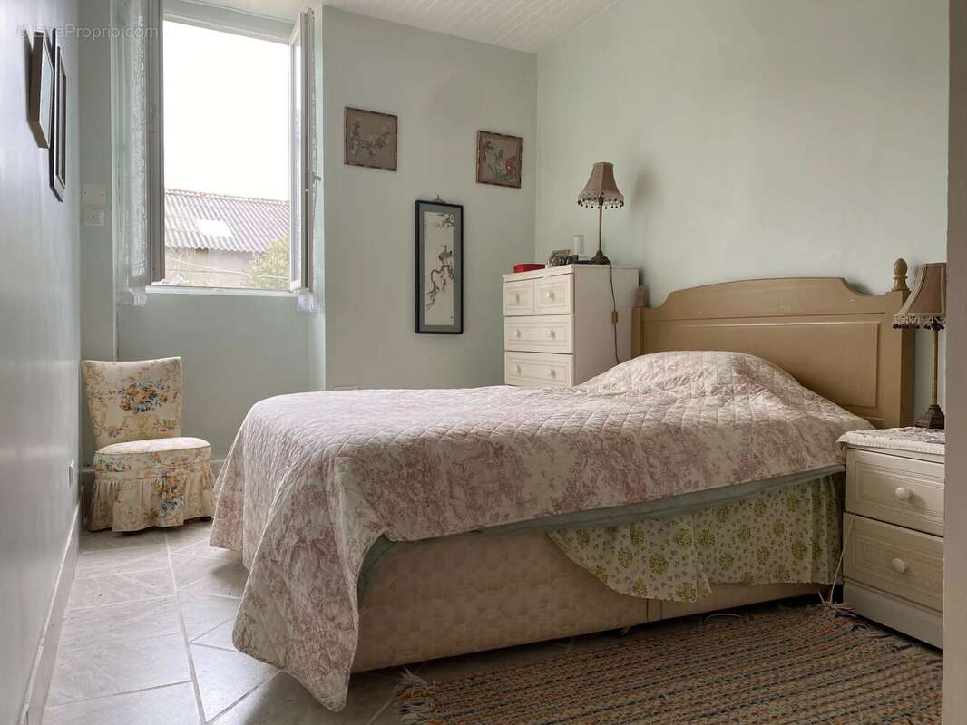 Maison à SAINTE-RAMEE