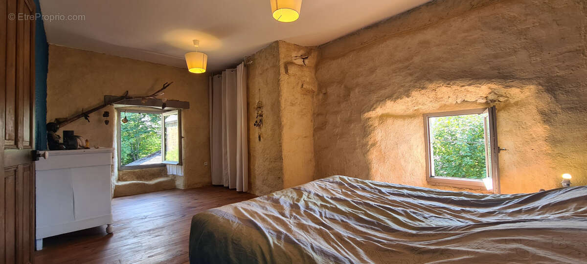 Maison à LES VASTRES