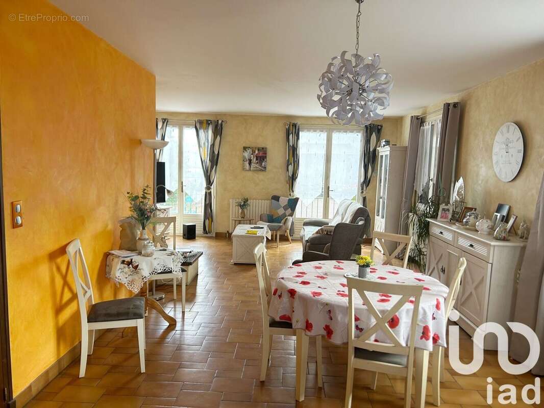 Photo 6 - Maison à AUTUN