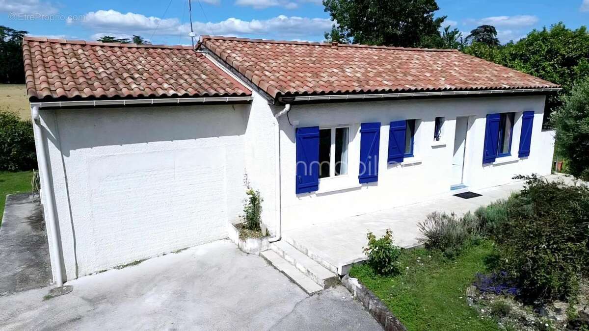 Maison à CAUDECOSTE