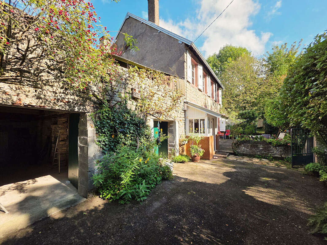 Maison à ROGNON