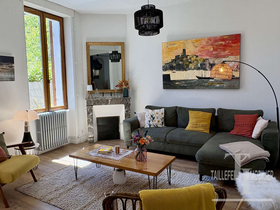 Maison 143 m² à Perigueux  - photo 2