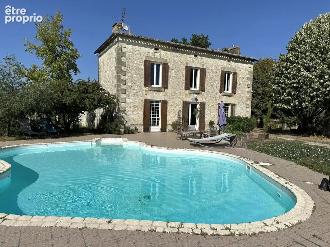 Belle propriété en pierre avec piscine et parc, 5 chambres – proche de Sainte-Foy-la-Grande - photo 9