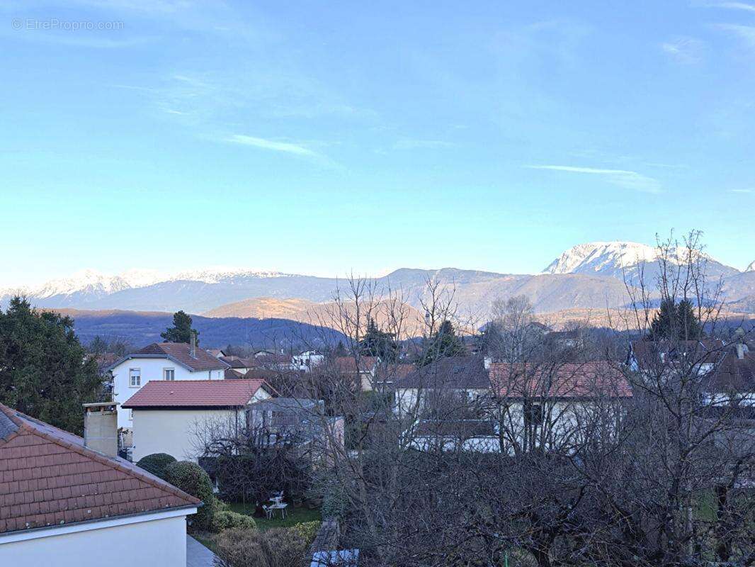 Appartement à VARCES-ALLIERES-ET-RISSET