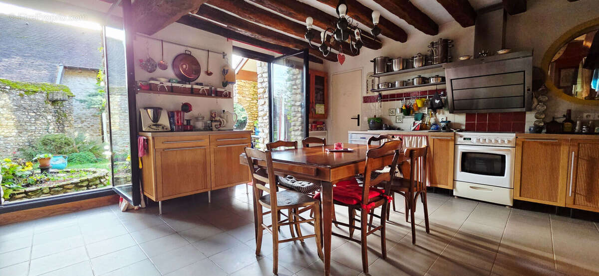 Maison à VILLECONIN