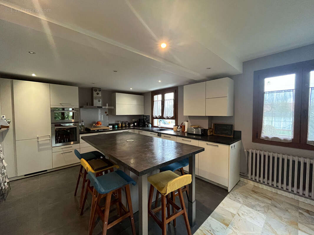 Maison à ARMENTIERES-EN-BRIE