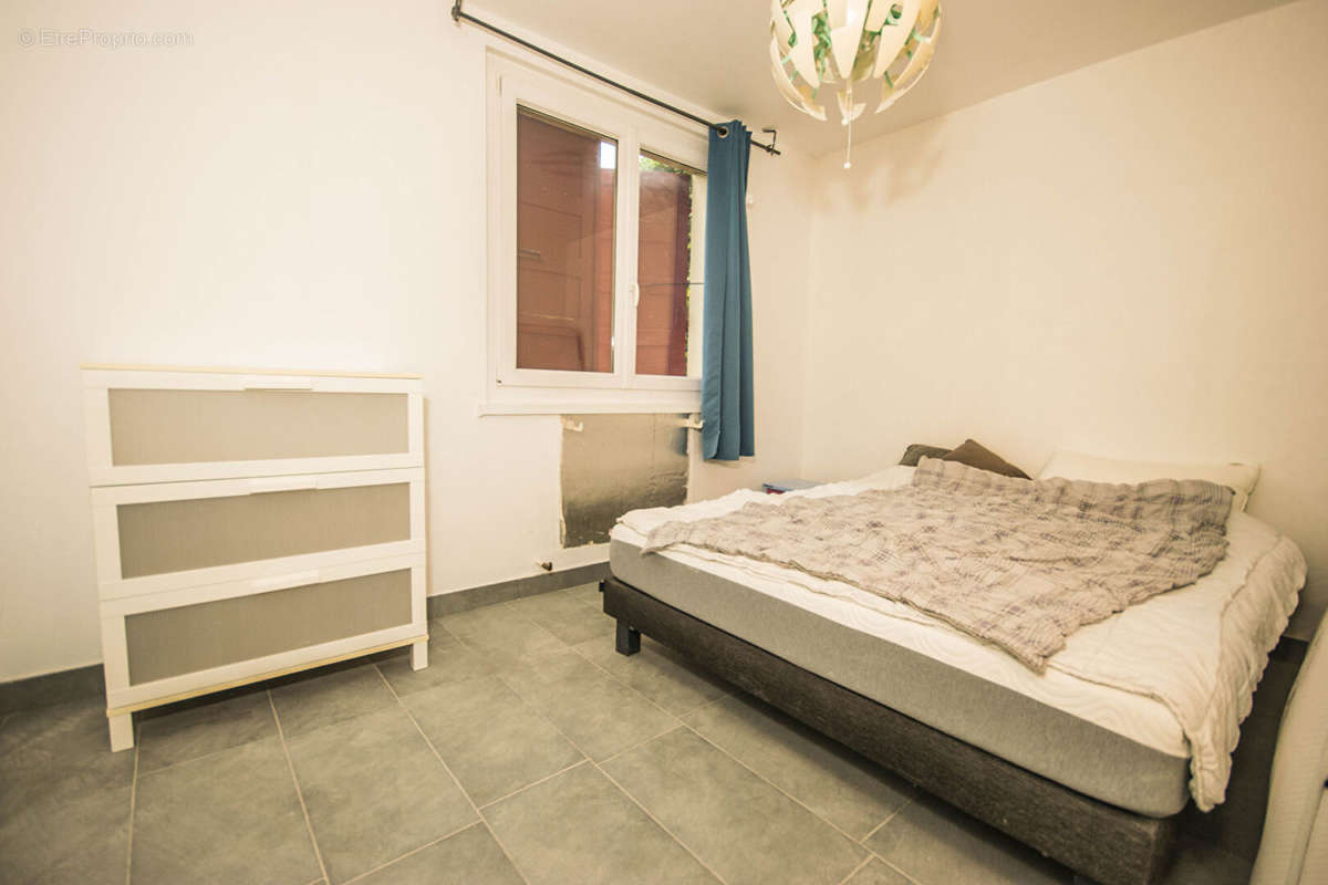 Appartement à CRANVES-SALES